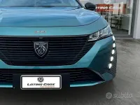 Usata Peugeot 308 SW Active 130 CV (95 kW) 2023 Verde Station wagon