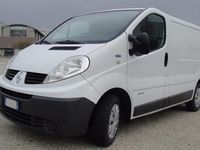 Usata Renault Trafic 114 CV (83 kW) 2008 Bianco pastello Monovolume