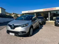 Usata Renault Captur Intens 90 CV (66 kW) 2015 Grigio SUV