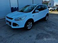 Usata Ford Kuga Titanium 140 CV (102 kW) 2013 Bianco SUV