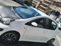 Usata Toyota Aygo 68 CV (50 kW) 2012 Bianco Utilitaria