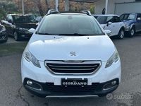 Usata Peugeot 2008 S 120 CV (88 kW) 2015 Bianco SUV