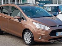 Usado Ford B-MAX 100 CV (73 kW) 2015 Marrón Monovolumen