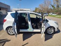 Usata Opel Meriva 95 CV (69 kW) 2011 Bianco Monovolume