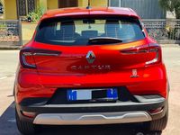 Usata Renault Captur Equilibre 94 CV (69 kW) 2023 Rosso SUV