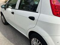Usata Fiat Grande Punto 69 CV (50 kW) 2017 Bianco Utilitaria