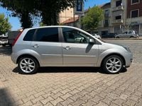 Usata Ford Fiesta 68 CV (50 kW) 2008 Grigio Utilitaria