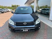 usata Toyota RAV4 -- 2.2 D-4D 136CV Luxury