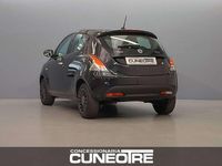 Usata Lancia Ypsilon Silver 69 CV (50 kW) 2021 Nero Utilitaria