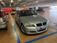 Usata BMW 318 143 CV (105 kW) 2010 Grigio Station wagon