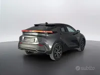 Usata Toyota C-HR Trend 198 CV (145 kW) 2024 Grigio SUV
