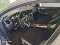 Usata Volvo V60 Momentum 163 CV (119 kW) 2011 Argento Station wagon