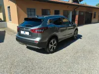 Usata Nissan Qashqai N-Connecta 116 CV (85 kW) 2017 Grigio SUV