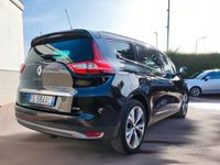 Usata Renault Grand Scénic IV Life 110 CV (80 kW) 2017 Nero Monovolume