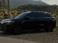 Nuova VW T-Roc R-line 150 CV (110 kW) 2026 Grenadill black metallizzato SUV