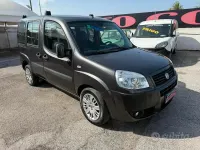 Usata Fiat Doblò Dynamic 120 CV (88 kW) 2009 Grigio Monovolume