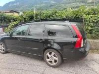 Usata Volvo V50 115 CV (84 kW) 2012 Nero Station wagon