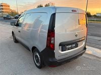 Usata Renault Express 95 CV (69 kW) 2023 Grigio Monovolume