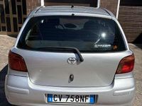 Usata Toyota Yaris Sol 65 CV (47 kW) 2005 Utilitaria