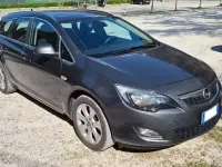 Usata Opel Astra 82 CV (60 kW) 2011 Grigio Station wagon