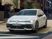 Nuova VW Golf VIII R-line Plus 150 CV (110 kW) 2026 Dolomite silver metallizzato Berlina