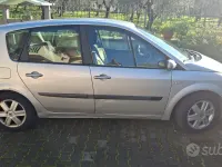 Usata Renault Scénic Exception 106 CV (77 kW) 2005 Monovolume