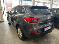 Usado Renault Kadjar Intens 131 CV (96 kW) 2016 Gris SUV