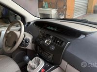 Usata Renault Scénic 2003 Grigio Monovolume