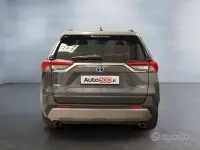 Usata Toyota RAV4 Hybrid 178 CV (130 kW) 2021 Grigio SUV