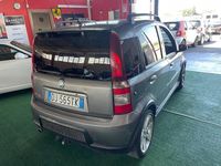 Begagnad Fiat Panda 101 HK (74 kW) 2007 Grå Sedan