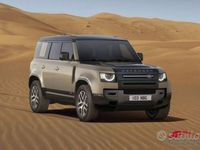 Usata Land Rover Defender Dynamic 404 CV (297 kW) 2023 Grigio metallizzato SUV