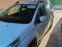 Usata Peugeot 2008 82 CV (60 kW) 2014 Bianco SUV