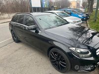 Usata Mercedes C180 131 CV (96 kW) 2015 Nero Station wagon