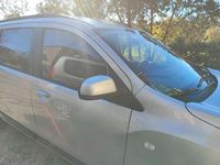 Usata Dacia Lodgy Lauréate 90 CV (66 kW) 2013 Argento Monovolume