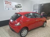 Usata Lancia Ypsilon 85 CV (62 kW) 2013 Rosso Utilitaria