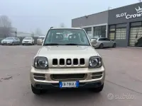 Usata Suzuki Jimny 85 CV (62 kW) 2010 SUV