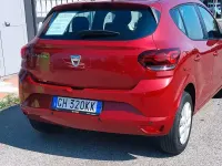 Usata Dacia Sandero Comfort 91 CV (66 kW) 2022 Rosso Berlina