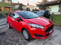 Usata Ford Fiesta Titanium 95 CV (69 kW) 2017 Rosso Coupé