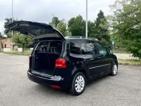 Usata VW Touran Highline 140 CV (102 kW) 2012 Nero Monovolume