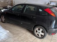 Usata Ford Focus 100 CV (73 kW) 2004 Nero Berlina