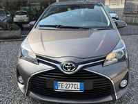 Usata Toyota Yaris Lounge 101 CV (74 kW) 2016 Other Berlina