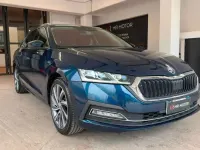 Usata Skoda Octavia Style 131 CV (96 kW) 2021 Blu/azzurro Station wagon