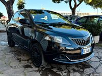 Usata Lancia Ypsilon Silver 69 CV (50 kW) 2022 Nero Utilitaria