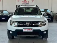 Usata Dacia Duster Lauréate 109 CV (80 kW) 2014 Bianco SUV