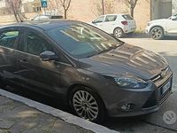 Usata Ford Focus 115 CV (84 kW) 2012 Marrone Berlina