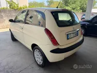 Usata Lancia Ypsilon 60 CV (44 kW) 2005 Beige Utilitaria