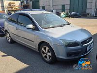 Usata Ford Focus 90 CV (66 kW) 2006 Grigio Berlina