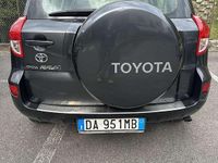 Usata Toyota RAV4 Luxury 177 CV (130 kW) 2006 SUV