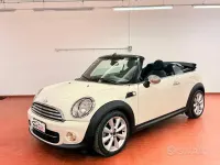 Usata Mini Cooper Cabriolet 111 CV (81 kW) 2012 Bianco Cabrio