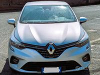Usata Renault Clio V 101 CV (74 kW) 2022 Grigio Berlina